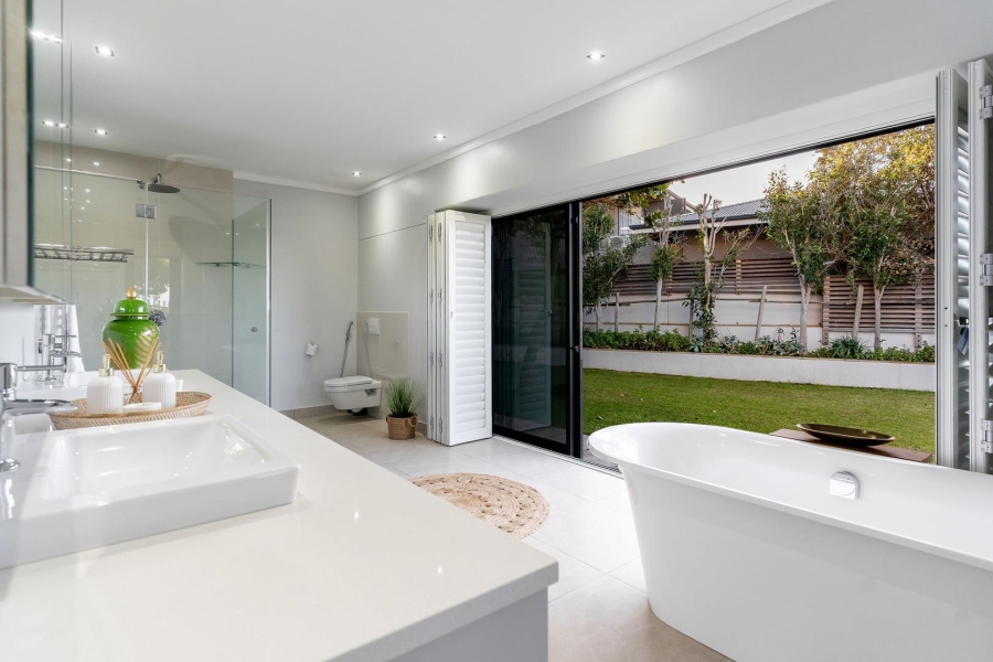 To Let 4 Bedroom Property for Rent in Stonehurst Mountain Estate Western Cape